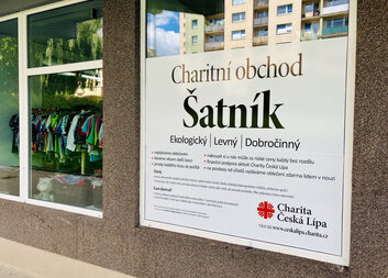 Šatník nově na Ladech, v Dubici hrabárna