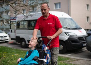 Sociální automobil pomáhá dětem i rodičům na Českolipsku