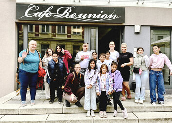 Dětská práce povolena: Klubová kavárna Koule Café
